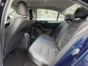 Volkswagen Jetta SE 4dr Sedan (1.8L 4cyl Turbo 6A) 2014 Blue