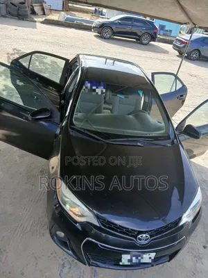 Toyota Corolla LE Plus 4dr Sedan (1.8L 4cyl CVT) 2016 Black