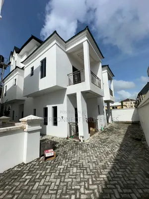 3bdrm Duplex in Lekki Expressway for sale