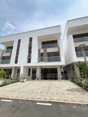 4bdrm Duplex in Guzape District for sale
