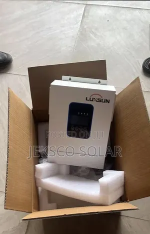1.5kva 12v Luxsun Hybrid Inverter.
