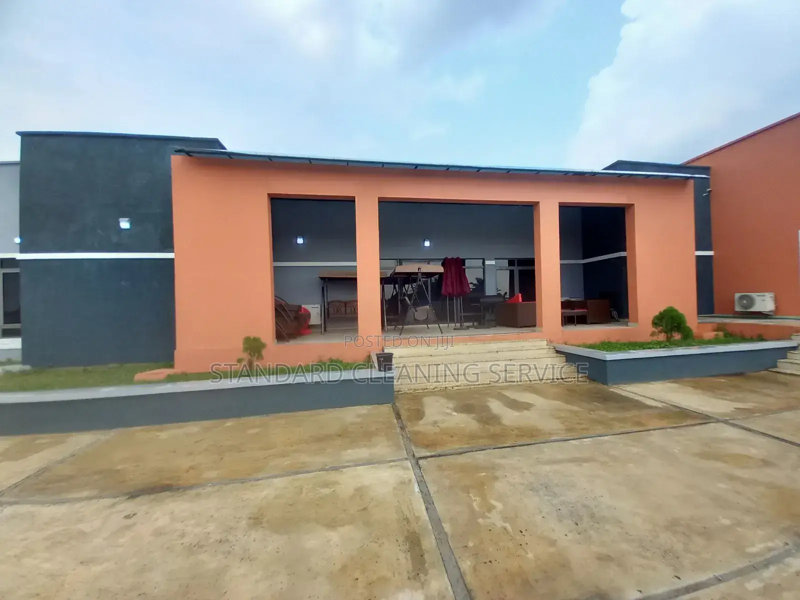 Need a Proffessional Cleaning Service