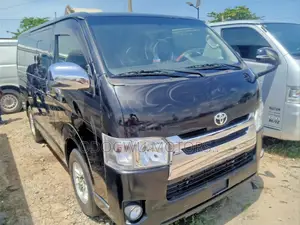 Toyota HiAce 2014 Black