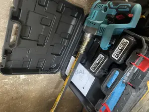 118v 6.0amps Makita Battery Poker Vibrator Machine