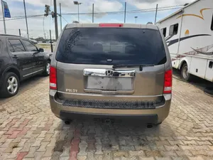Honda Pilot 2010 Green
