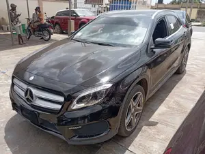 Mercedes-Benz GLA-Class 2015 Black