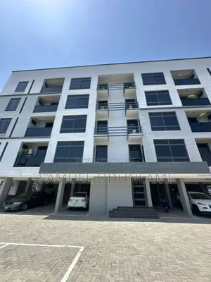 3bdrm House in Lekki Phase 1 for sale
