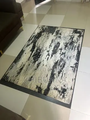 Classic Design Center Rug