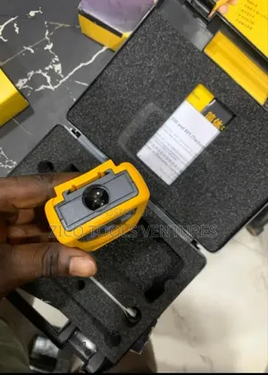 Fluke 930 or 931 Handheld Digital Tachometer