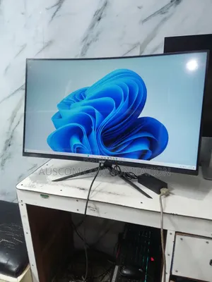 Acer 32" Curve Gaming Monitor 180hz 16:9 Ratio 2560*1440- Va Panel
