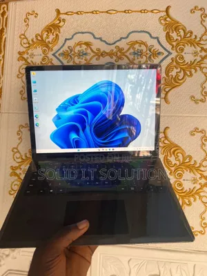 Laptop 8GB Intel Core i7 SSD 256GB