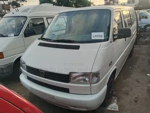 Volkswagen Transporter 2005 White