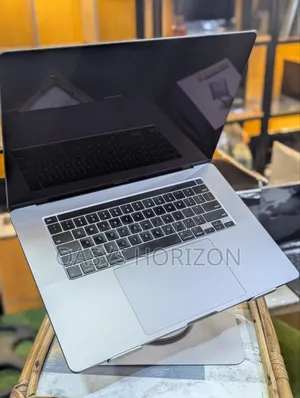 Laptop Apple MacBook Pro 2019 32GB Intel Core i9 SSD 512GB