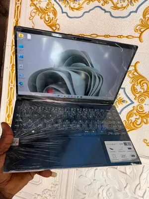 Laptop Asus ZenBook UX32A 8GB Intel Core i5 SSD 256GB
