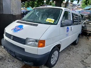 Volkswagen Transporter 2005 White