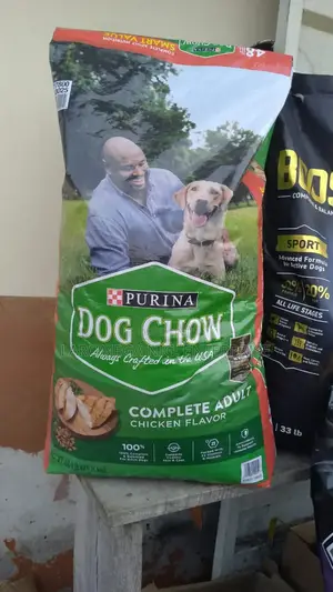 Dog Chow (21.8kg Chicken and Beef Flavour Dog Food)