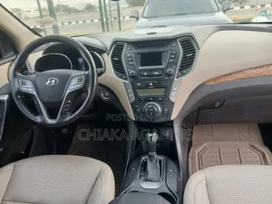 Hyundai Santa Fe 2013 White