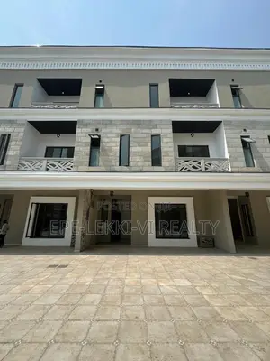 5bdrm Townhouse/Terrace in Ikoyi for sale