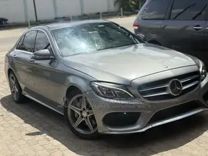 Mercedes-Benz C400 2017 Silver