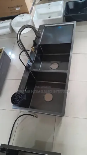 Double Bowl Stainless Kitchen Sink With Pull-Out Faucet