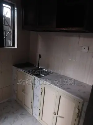 Mini Flat in Temidire Estate, Berger for rent