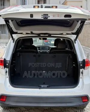 Toyota Highlander 2019 White