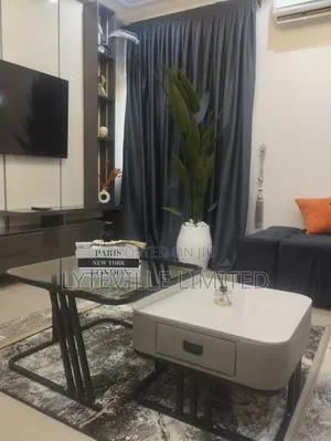 Clean 2 Bedroom Apartment