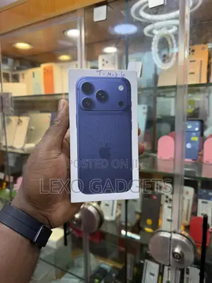 New Apple iPhone 17 Pro 256 GB Blue