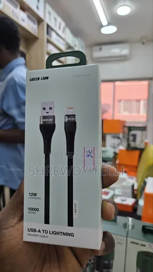 Apple iPhone Lightning Cable