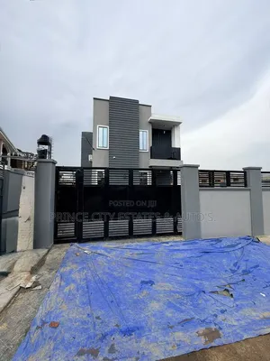 Furnished 4bdrm Duplex in Phase1 for sale