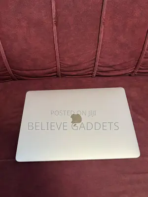 Laptop Apple MacBook Pro 2020 16GB Intel Core i5 SSD 512GB