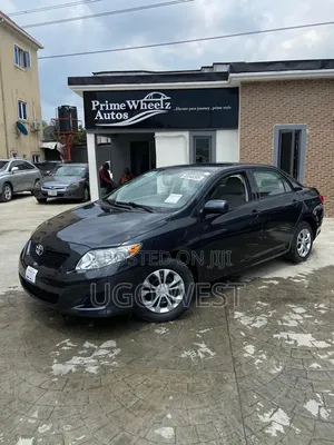 Toyota Corolla LE 4dr Sedan (1.8L 4cyl 4A) 2010 Gray