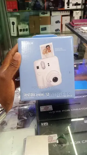 Fujifilm Instax Mini12 Camera