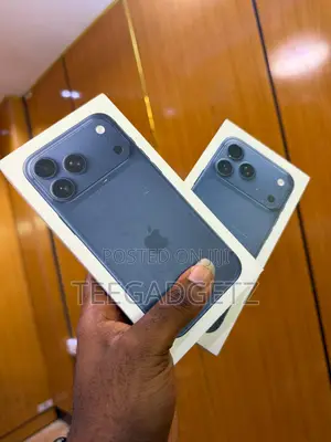 New Apple iPhone 17 Pro Max 256 GB Blue