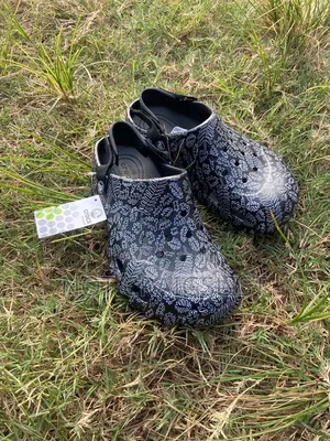 Original Unisex Crocs | Soft Comfortable Crocs Slippers in Lagos