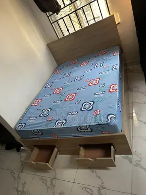 Bedframe 4 Half by 6