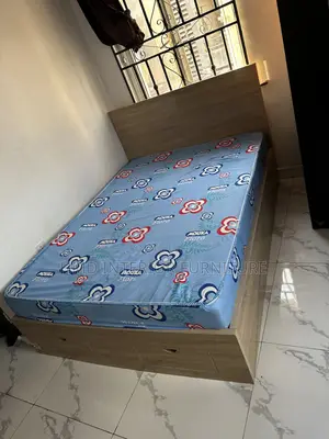 Bedframe 4 Half by 6
