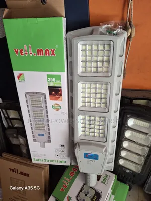 300watts Vellmax Solar Street Light