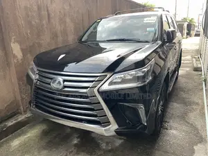 Lexus LX 570 AWD 2018 Black