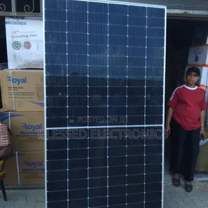 49v 580watts Jinko Solar Panel