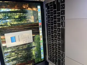 Laptop Apple MacBook Pro 2018 8GB Intel Core i5 SSD 256GB