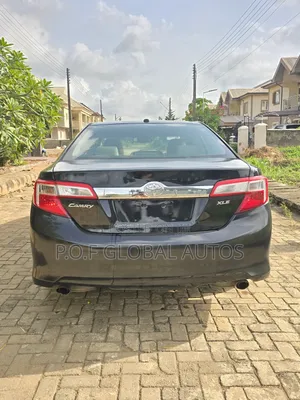 Toyota Camry XLE V6 4dr Sedan (3.5L 6cyl 6A) 2013 Black