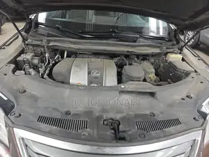 Lexus LX 2019 Gold