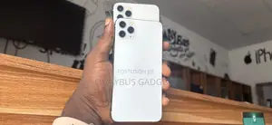 Apple iPhone 11 Pro Max 64 GB White