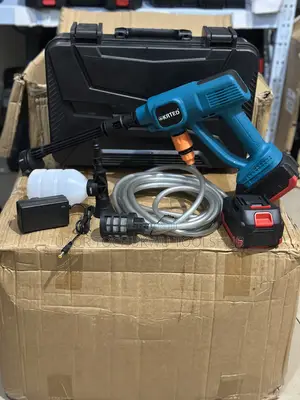 48v Portable Cordless High Pressure Car Wash Machine With 2 Batteries