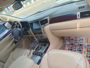 Lexus LX 570 AWD 2016 Black