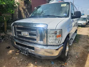 Ford E250 2015 White