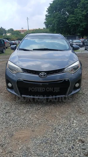 Toyota Corolla S Plus 4dr Sedan (1.8L 4cyl 6M) 2015 Gray