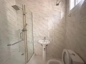 4bdrm Duplex in Lekki Expressway for rent