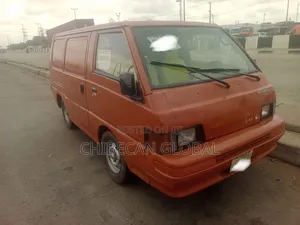 Mitsubishi L300 2000 White